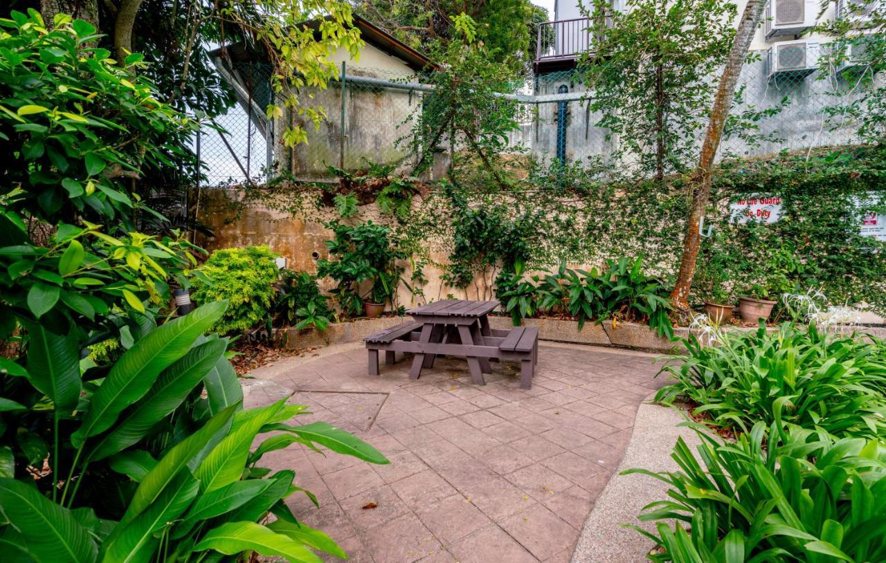 Seaview Deluxe Studio Couples Room S Tanjung Bungah (Penang) Exterior foto
