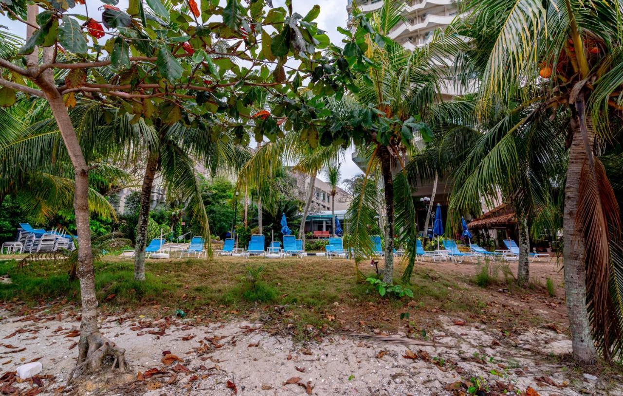 Seaview Deluxe Studio Couples Room S Tanjung Bungah (Penang) Exterior foto